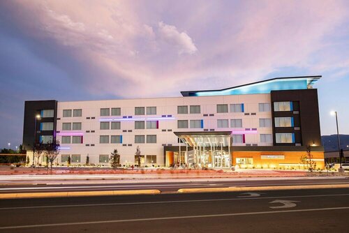 Гостиница Aloft Reno-Tahoe International Airport в Рино