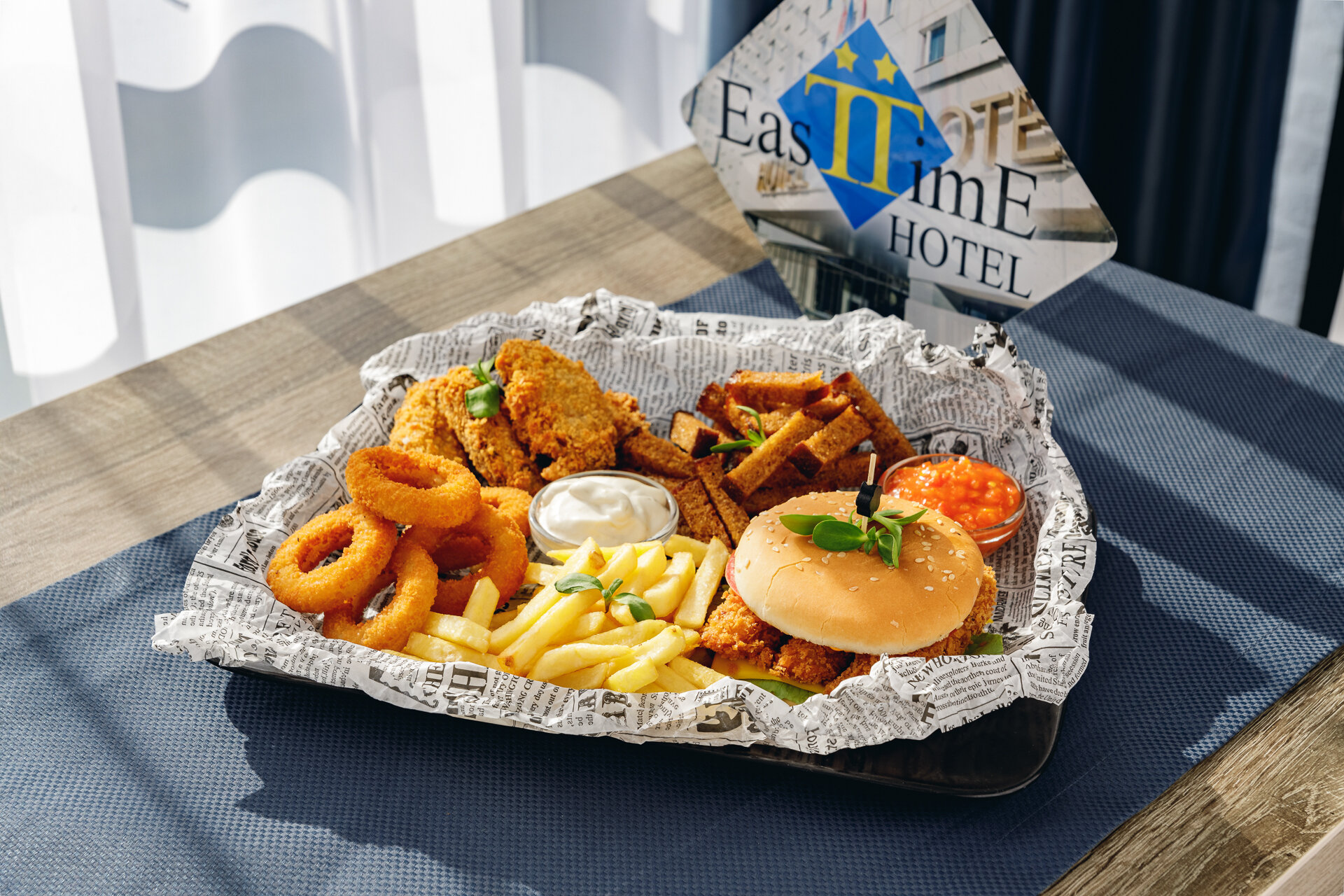 Фото East Time Hotel