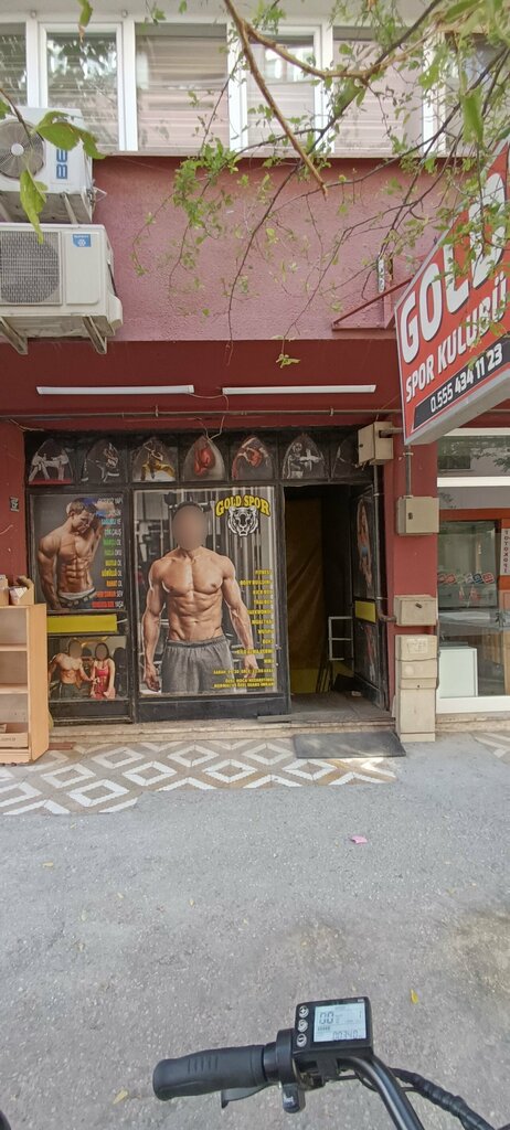 Sports hall, gym Gold Gym, Konya, photo