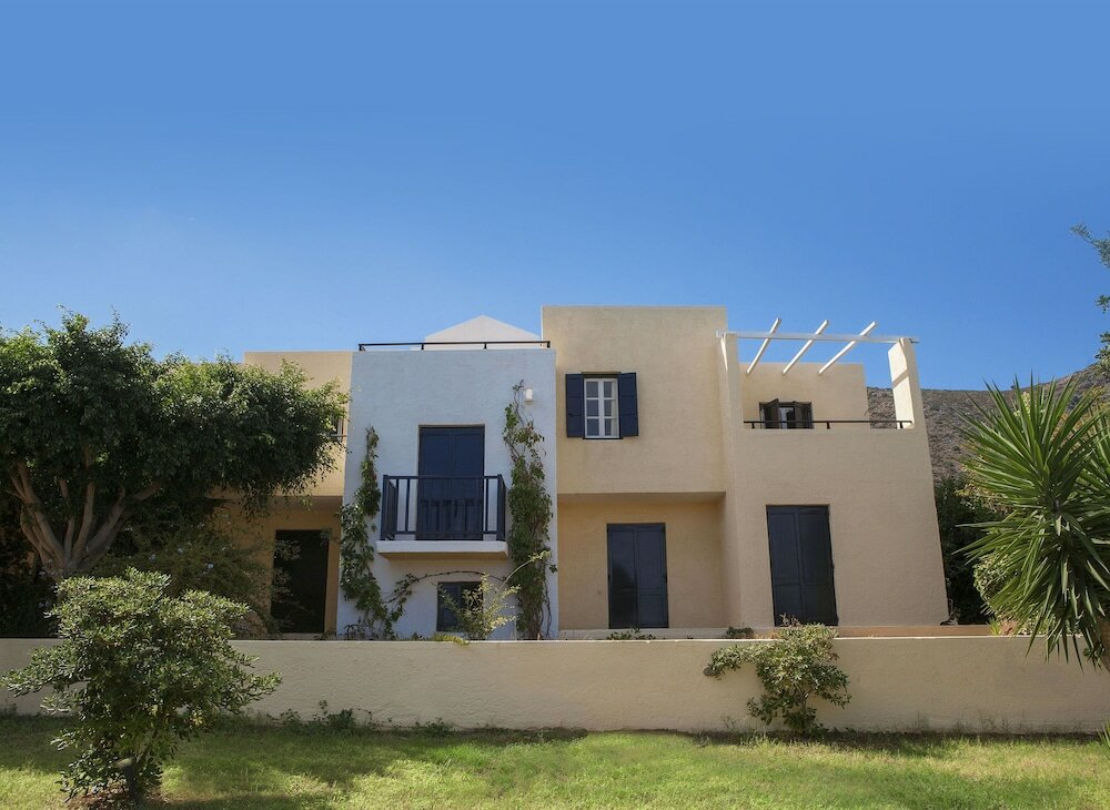 Фото Sundance Apartments and Suites