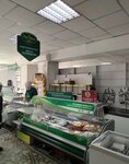 Kus&Vkus (Mukhtar Äwezov street, 30А), carne de aves y huevos