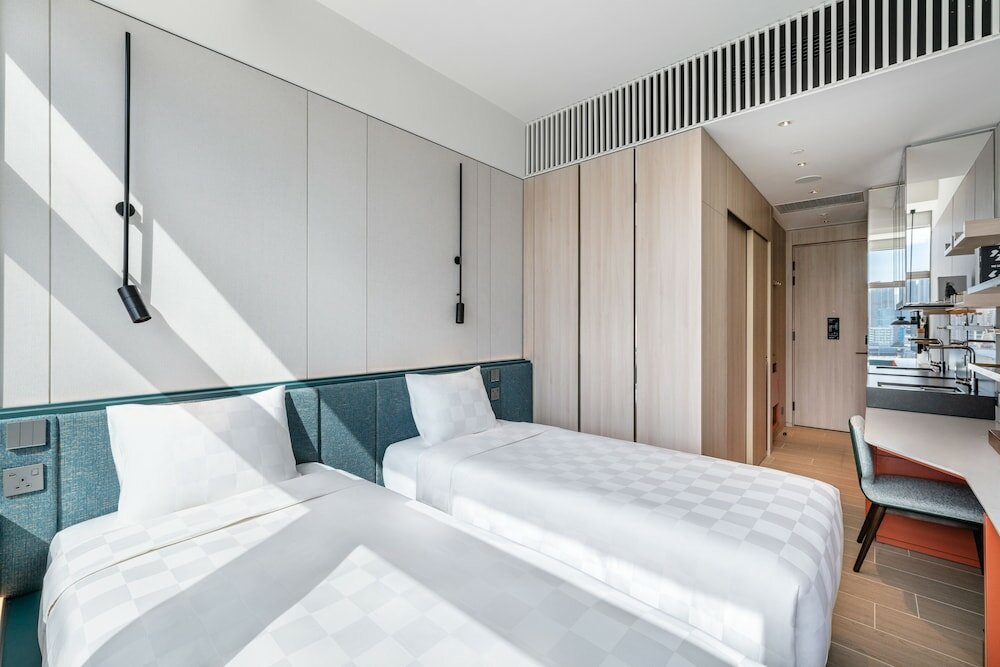 Фото Townplace West Kowloon