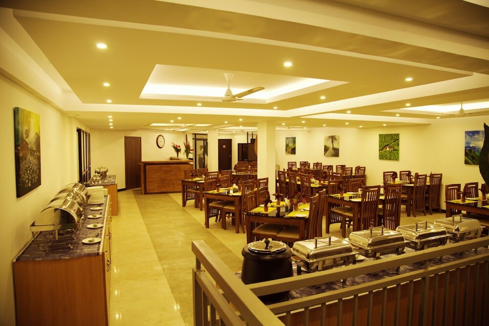 Фото The Munnar Queen