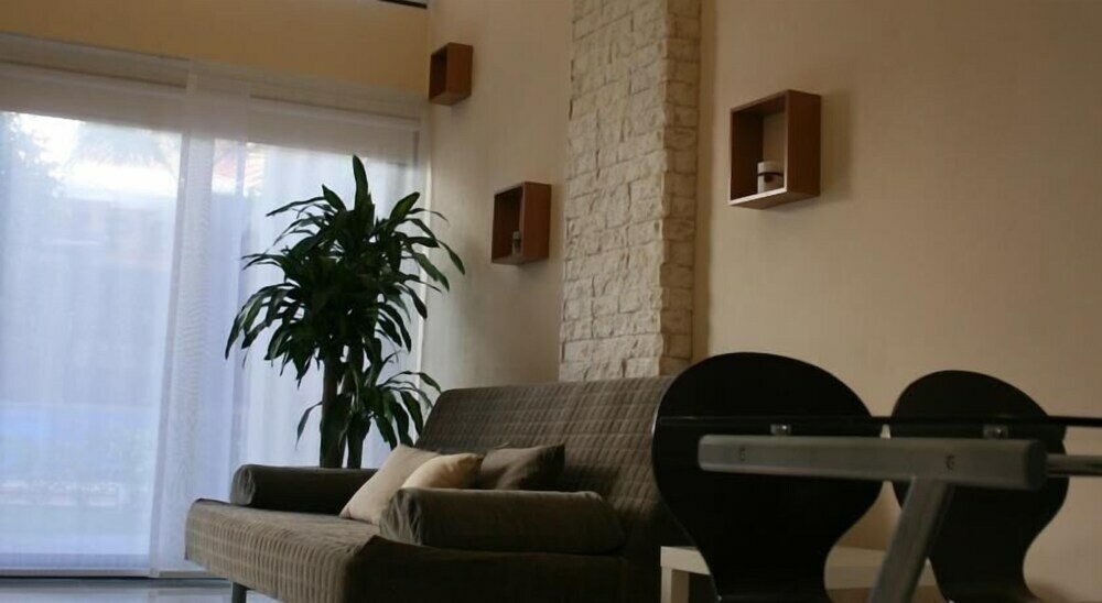 Фото Sunrise Arches Apartments