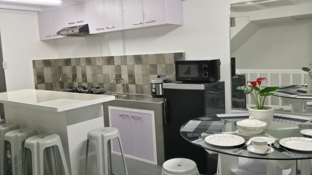 Фото ERVoruto Hostel Makati