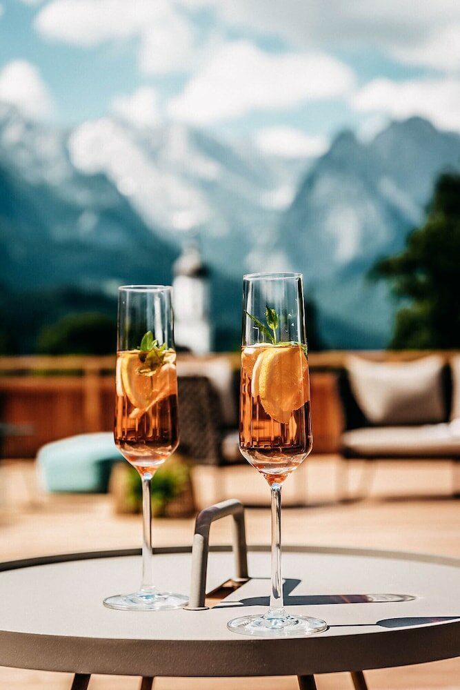 Фото Werdenfelserei