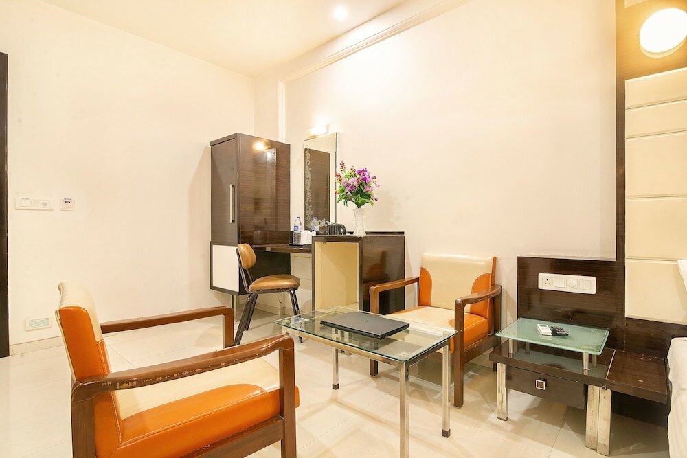 Фото Hotel Satkar