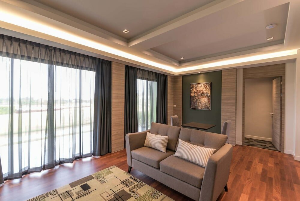 Фото Green Ville Laguna Hotel