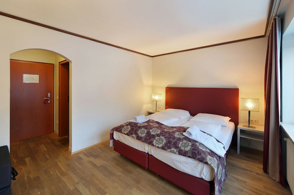 Фото Ambassador Parkhotel