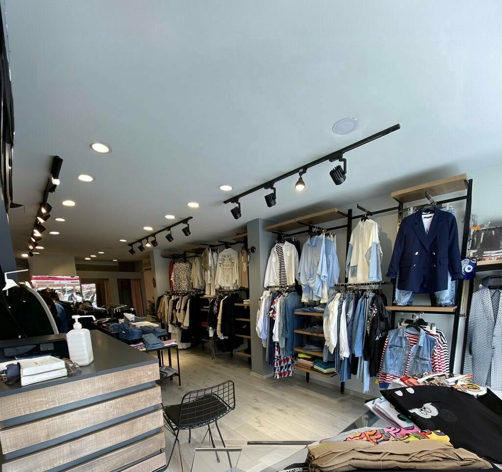Giyim mağazası Esra Baştuğ butik, Düzce, foto