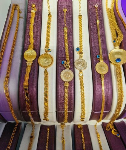 Ece Sarraf Fotoğraf 3