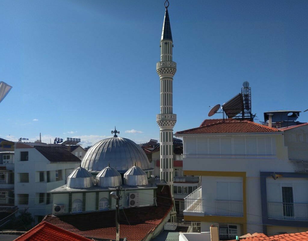 Mosque Waterfall Mosque, Manavgat, photo