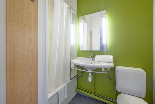 Гостиница B&b Hotel Brest Kergaradec Aéroport в Бресте