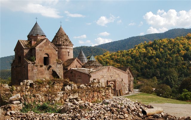 Монастырь гошаванк тавушская область село гош фото