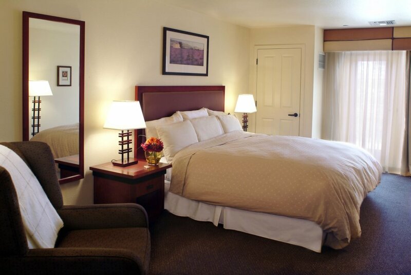 Гостиница Larkspur Landing Roseville - An All-Suite Hotel