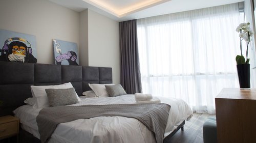 Гостиница The Stay Furnished Apartments