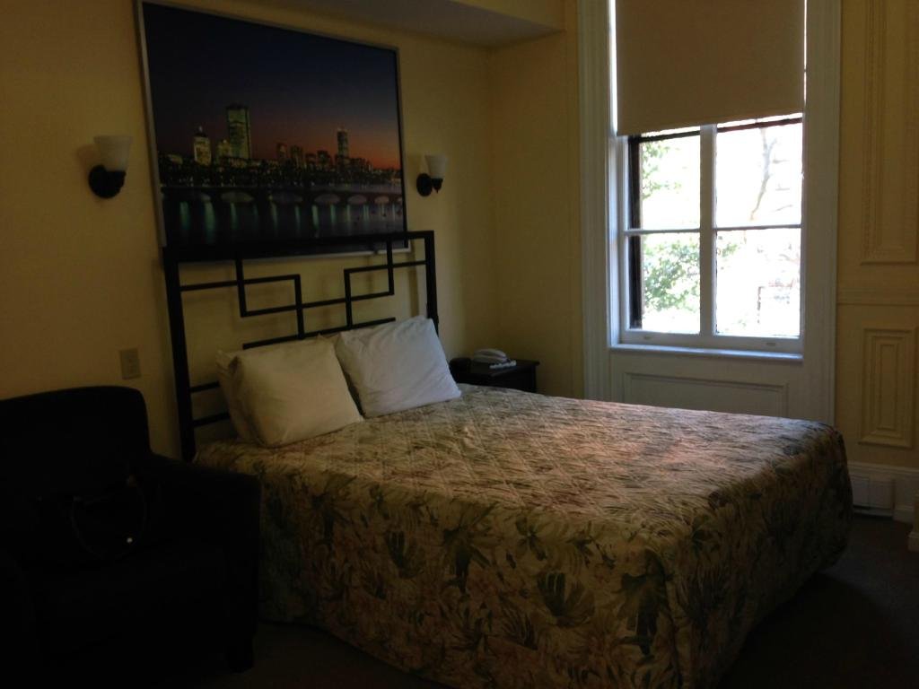 Фото Commonwealth Court Guest House