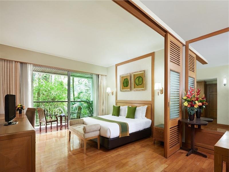 Фото Centre Point Sukhumvit 10