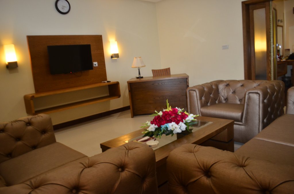 Фото Отель One Tariq Road