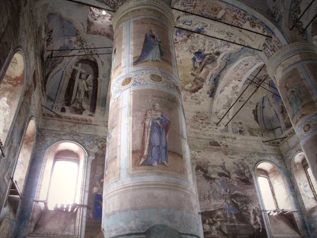 Orthodox church Troitsy Zhivonachalnoy v Troitskom Makariyevo-Unzhenskom Monastyre Cathedral, Makaryev, photo