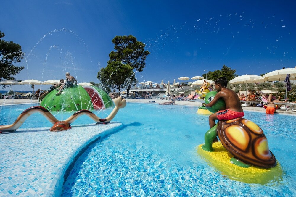 Фото Zaton Holiday Resort Apartments