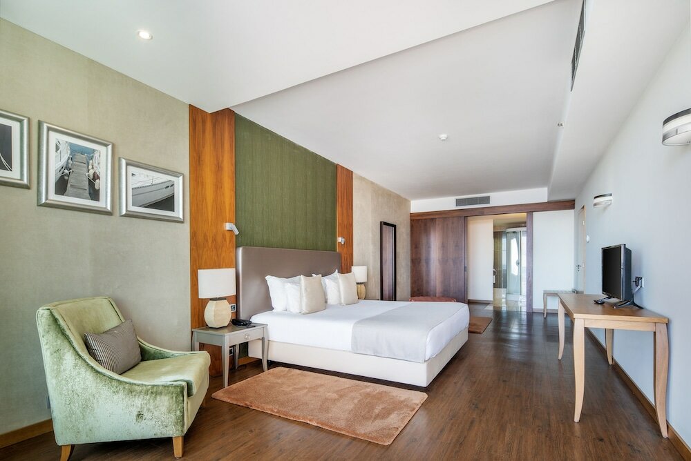 Фото Angra Marina Hotel