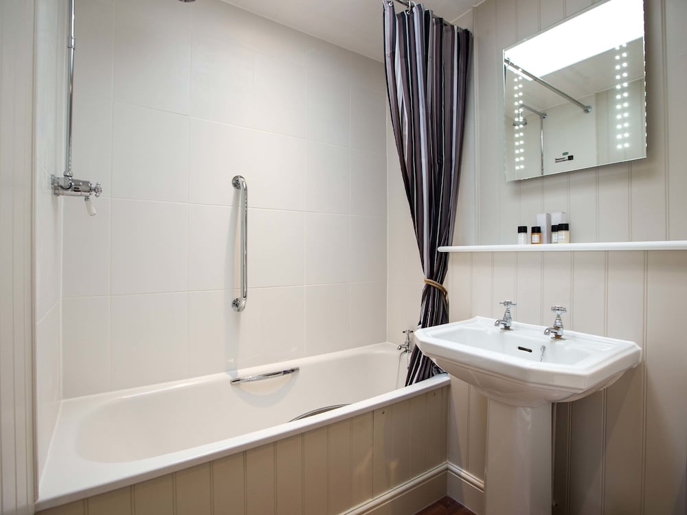 Фото The Botany Bay Hotel