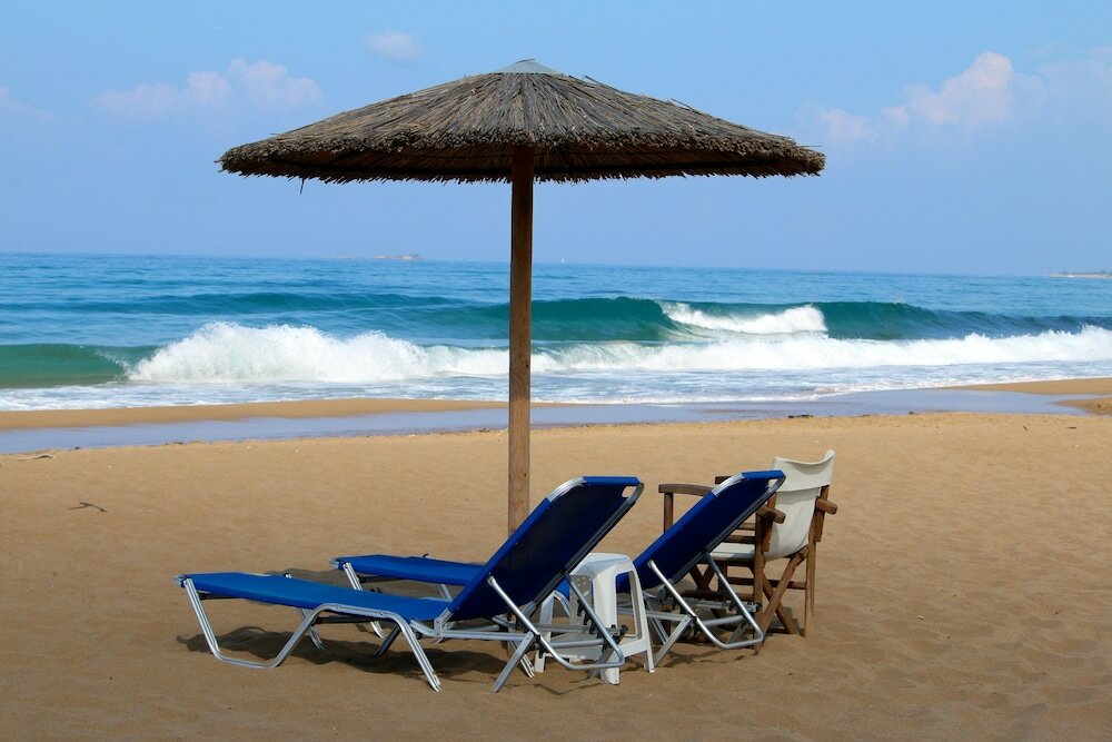 Фото Santa Barbara Lakis Apartments