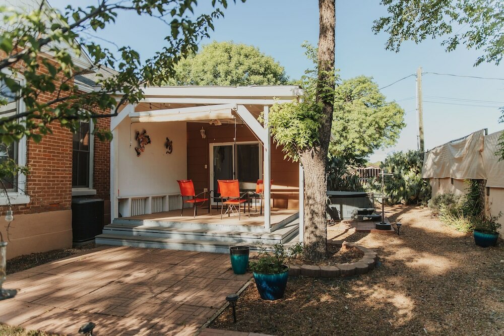 Фото Alpine Bed and Breakfast