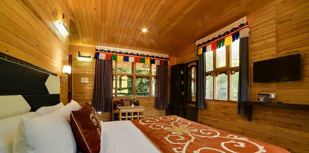 Фото Summit Panghen Metok Hotel