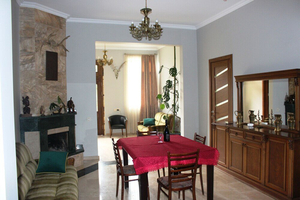 Фото Гостевой дом Holiday House Green Cape Batumi