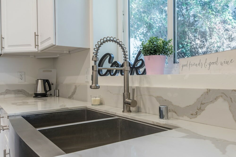 Фото Luxurious Studio City Home