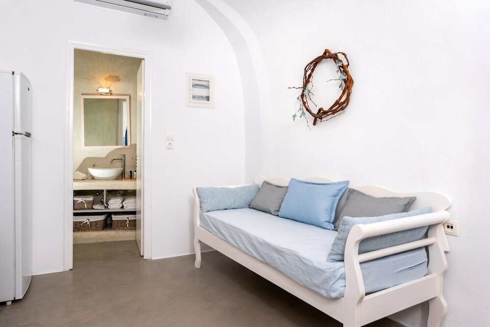 Фото Santorini Caves