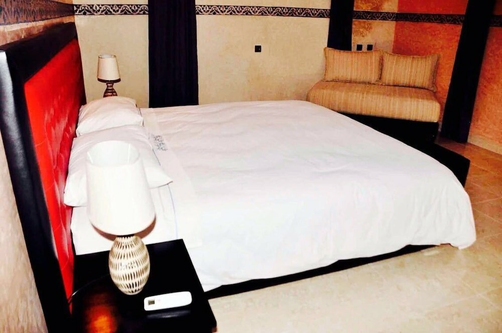 Фото Villa Chrifia