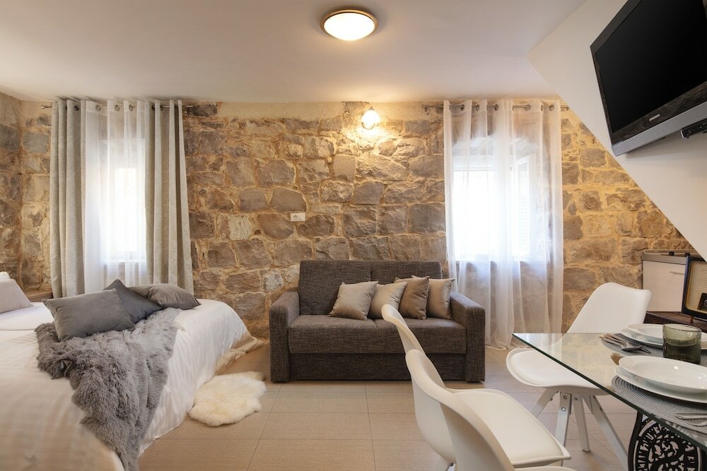 Фото Apartments Vauquer