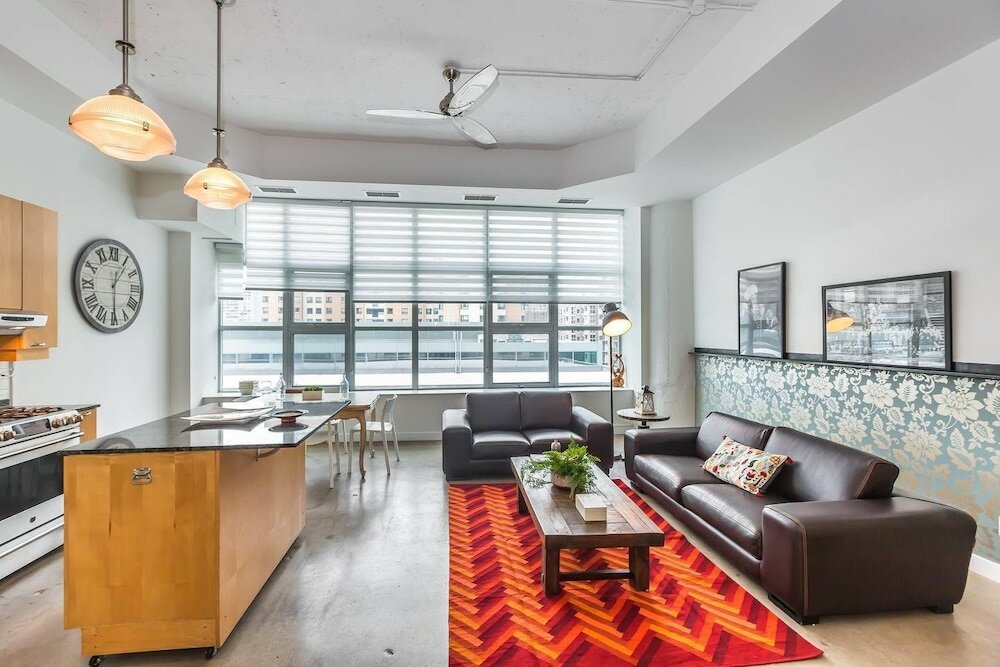 Фото Posh & Luxury Stay in Downtown