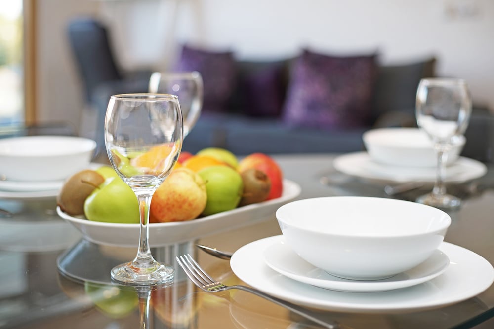 Фото 1 Bed Stylish Apartment with WiFi & Aircon