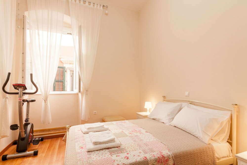 Фото Kantouni Bizi Myranthis Apartment by Konnect