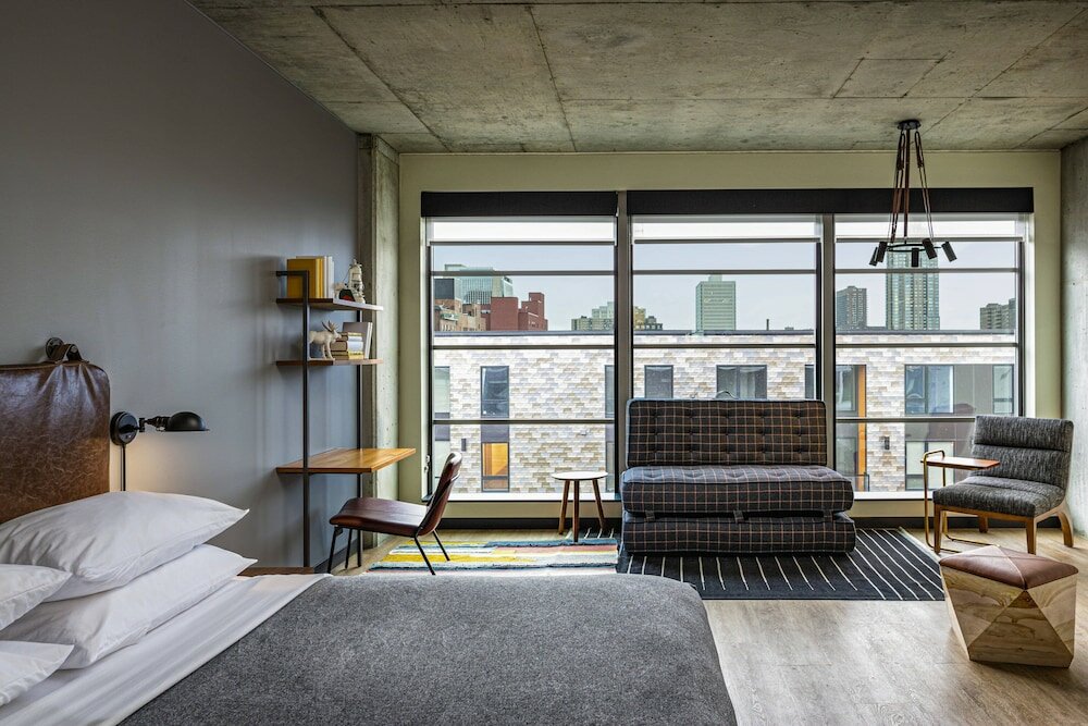 Фото Moxy Minneapolis Downtown