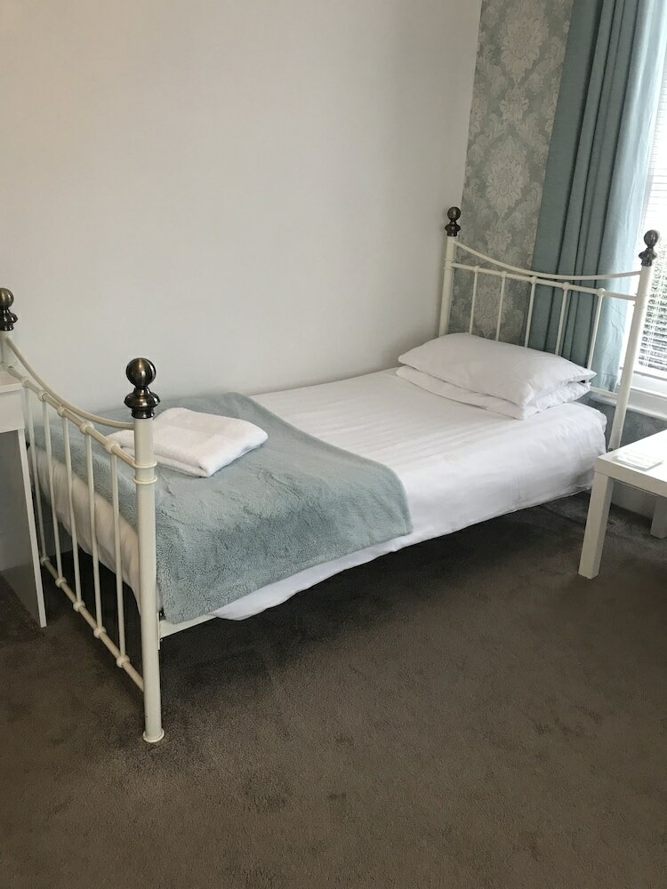 Фото Highcliffe Hotel