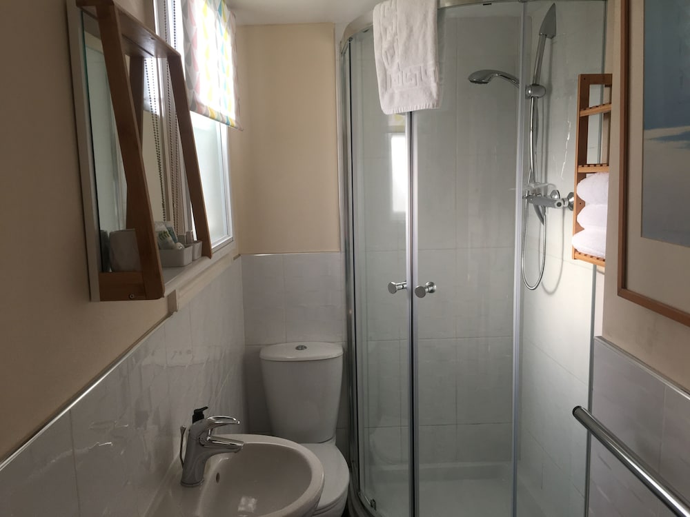 Фото Peel House Apartments