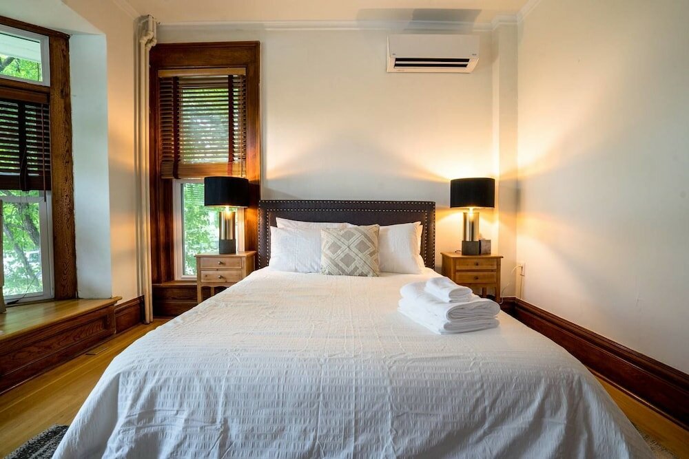 Фото The Traveler's Nook Walk to City Park