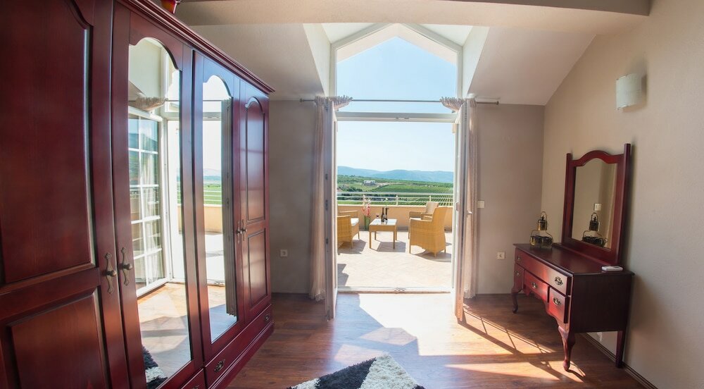 Фото Luxury villa Imperial - with the vineyard views