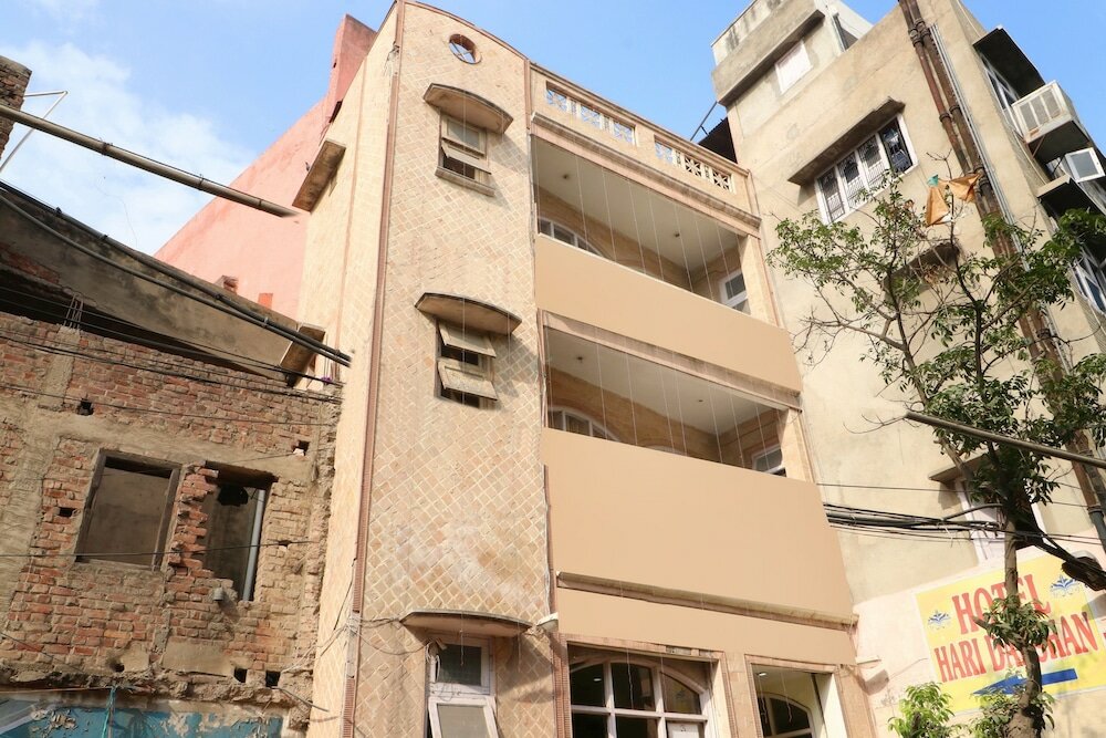 Фото Oyo 24073 Hotel Hari Darshan