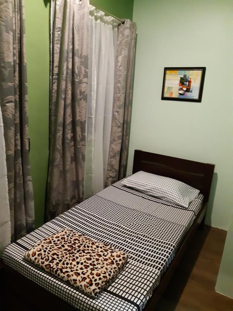 Фото Restful 3br Hillside Duplex