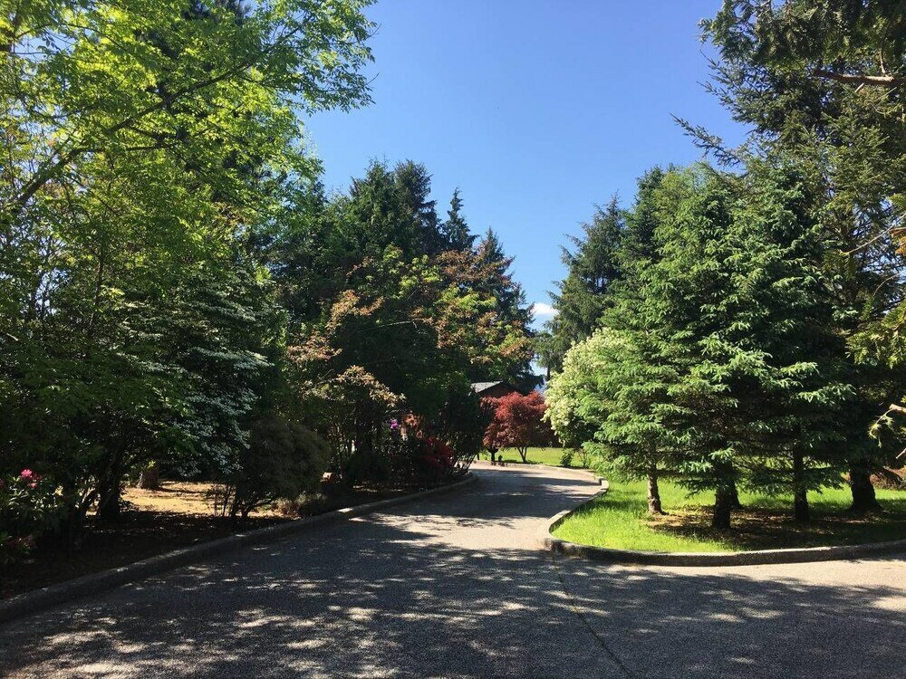 Фото B - Sechelt Private Coastal Home