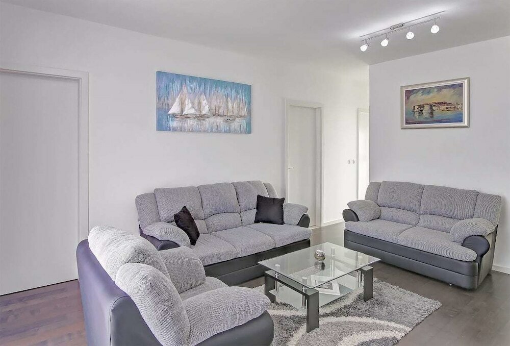 Фото Luka Apartment