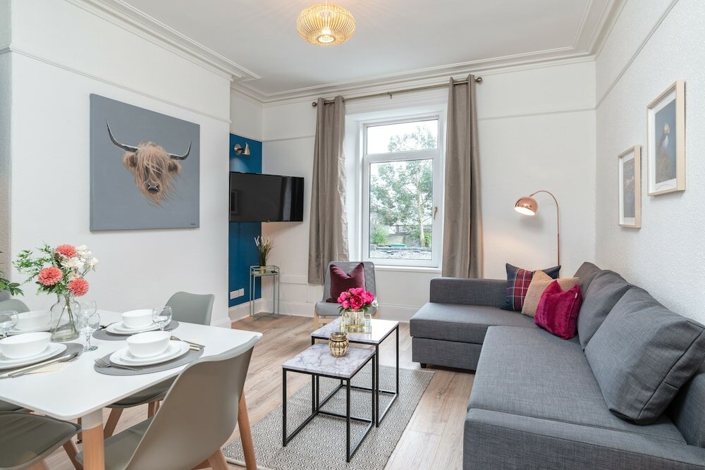 Фото West Mount Apartment