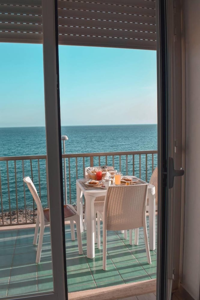 Фото La Scogliera