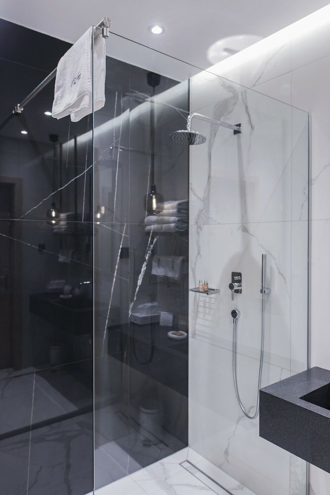 Фото Pod Zidom Rooms